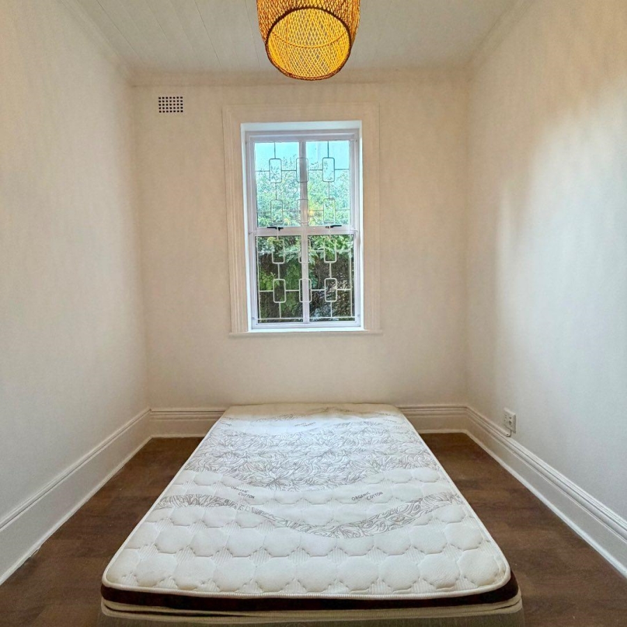 To Let 1 Bedroom Property for Rent in Muizenberg Western Cape